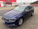 Volkswagen Passat Variant 2.0 TDI SCR DSG Highline Vari... - Volkswagen Passat Variant in Braunschweig