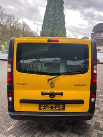 Renault Trafic - 9