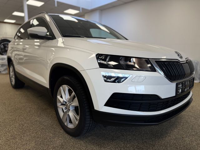 Skoda KAROQ 4x4 / KAMERA / KEYLESS / LED / HÄNGERKUPPL