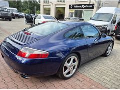 Fahrzeugabbildung 996 911 Carrera Coupe MOTORSCHADEN Deutsches Aut