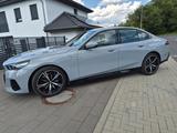 BMW i5 eDrive40 - - graue BMW i5