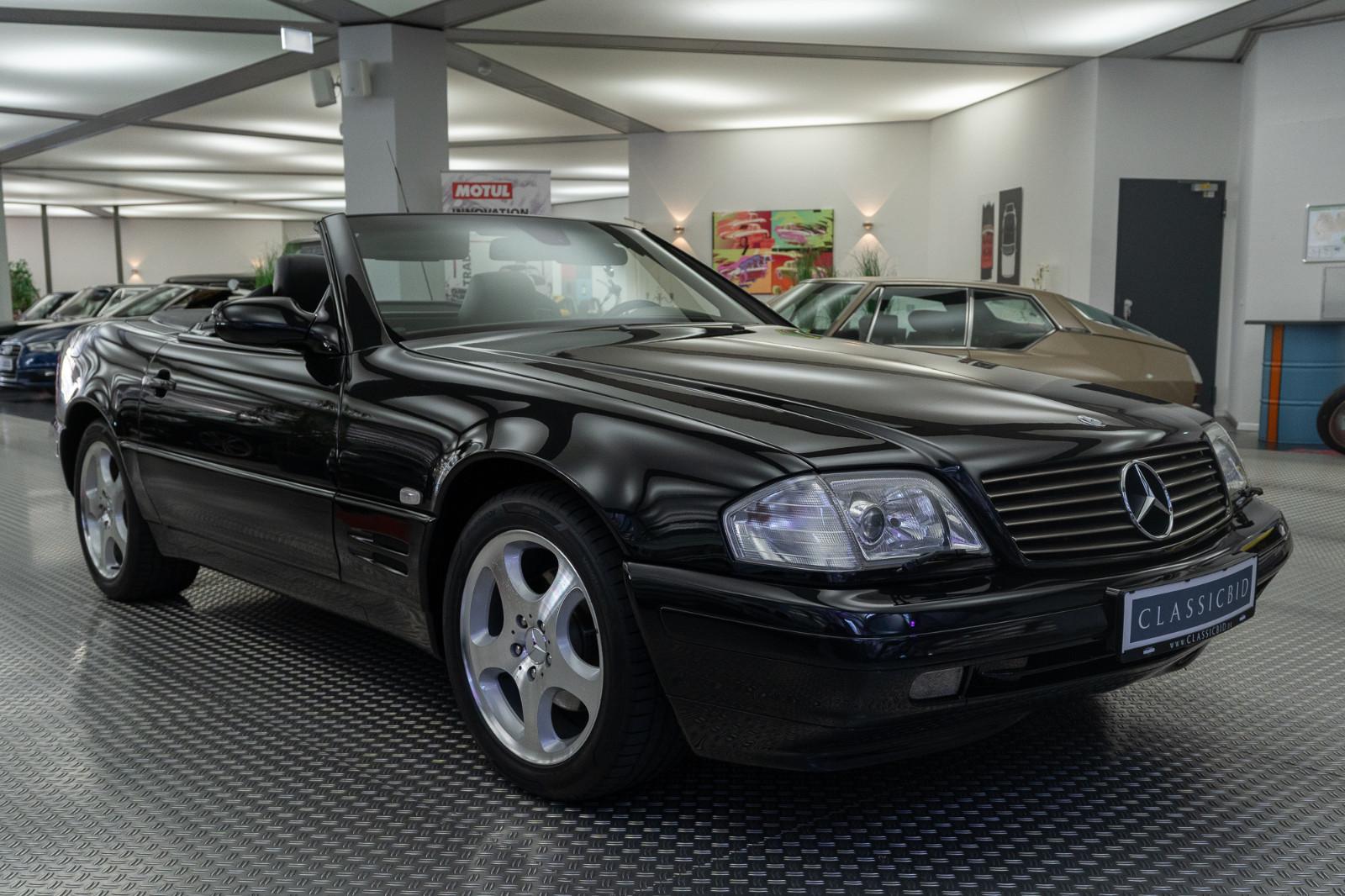 Mercedes-Benz SL 320