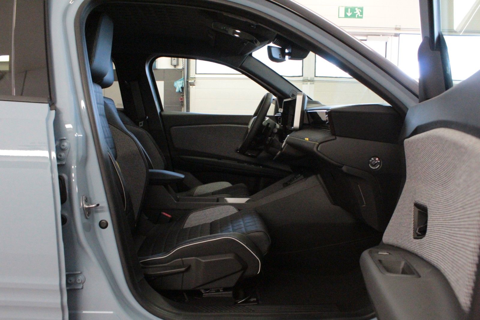 Fahrzeugabbildung Renault R 4 150 Comfort Range Iconic *Vollausstattung*