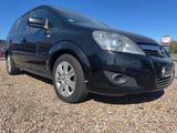 Opel Zafira B Family Plus - Opel Zafira: Family Plus