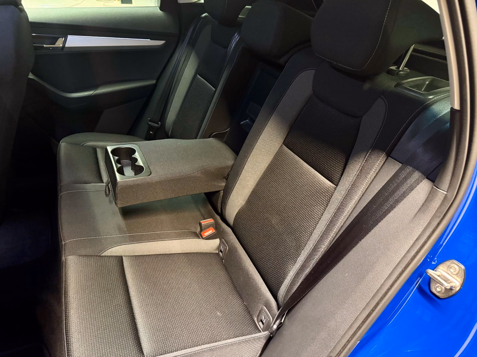 Skoda Karoq TOUR 1.5 TSI AUTOM.*AMUNDSEN*SHZ, миниатюра 12