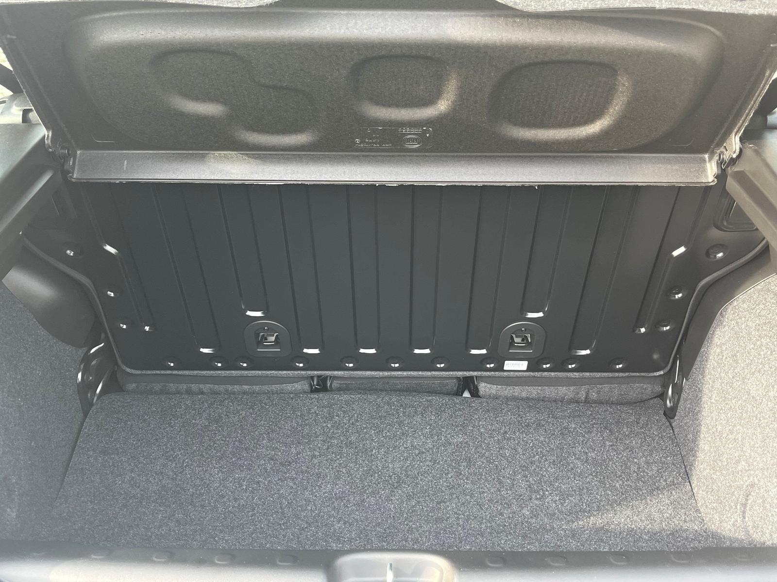 Fiat Panda Base / Radio, Bluetooth, Klima, elektr. FH