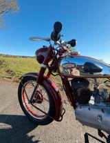 Triumph BDG 250 H Bj. 1952 - TRIUMPH VON 126 BIS 250 CCM