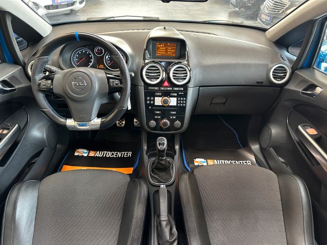 Opel Corsa D OPC *RECARO*LEDER*KliMAAUTOMATIK*