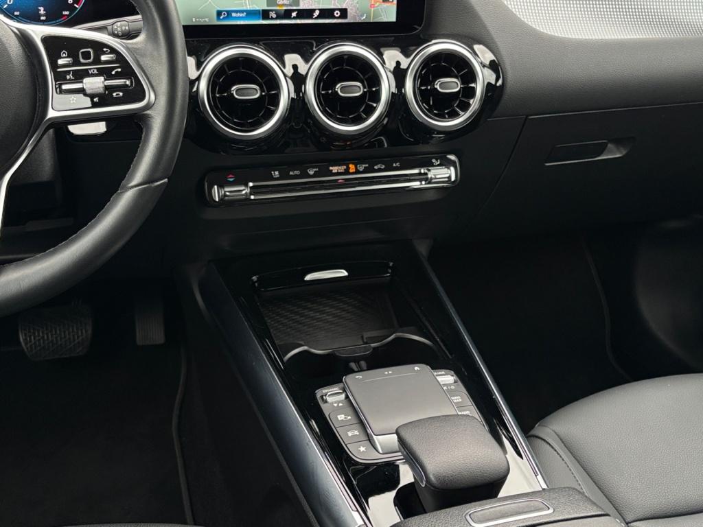 Mercedes-Benz GLA 200 d 4M PROGRESSIVE|AHK|SHZ|LEDER|AHK|KAM