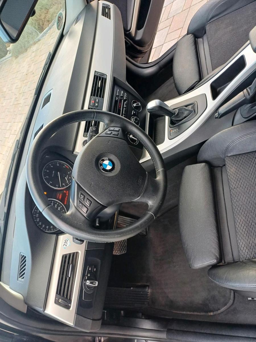 BMW 325 2012 — photo 12