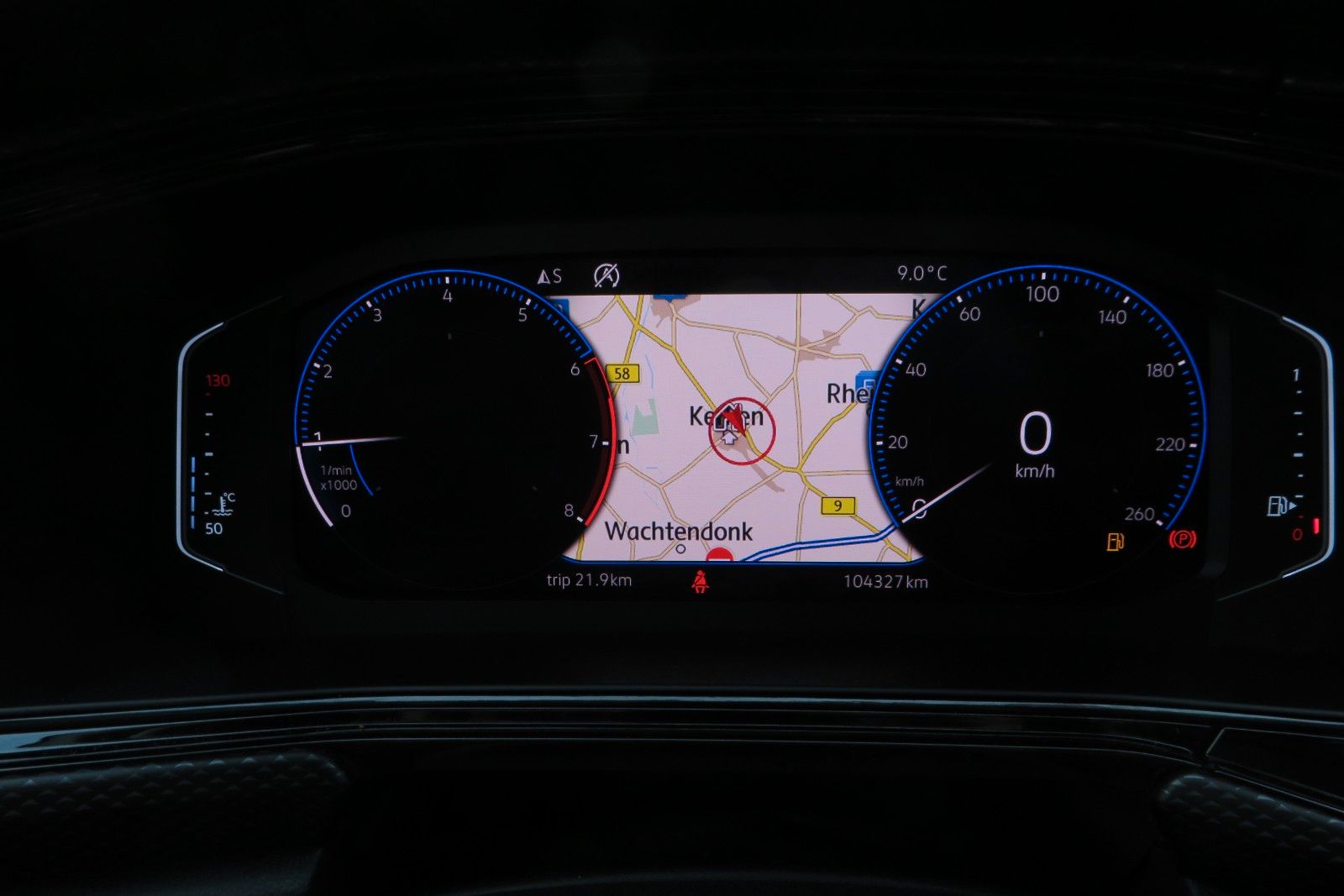 Fahrzeugabbildung Volkswagen T-Cross Life NAVI PDC SITZH DIGITAL-COCKPIT PRO