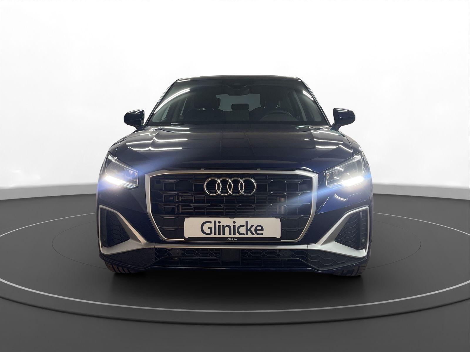 Audi Q2 35 TFSI S line S tronic LED LM 17" PDC+RFK