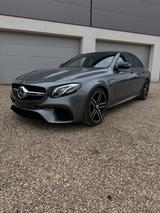 Mercedes-Benz E 63 4MATIC/Sitzbelüftung/MwSt ausw/2Hand/Pano/L