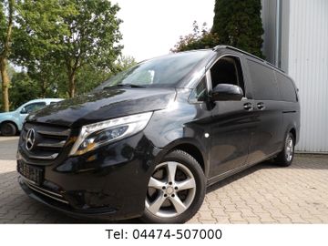 Mercedes V 220 - 2