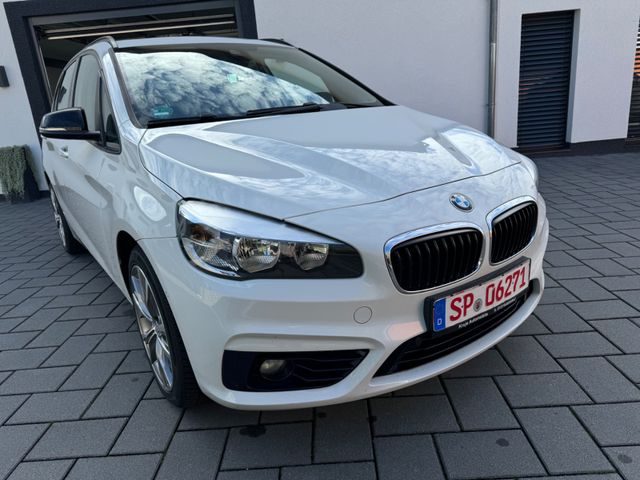 BMW 218  Active Tourer 218 i"Pano" Navi"Neue Reifen