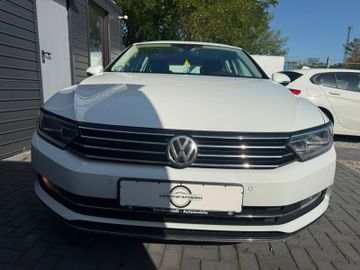 Volkswagen Passat Variant - 2