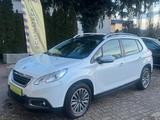 Peugeot 2008 Active*Panoramadach*Navigation*PDC*BT*Temp*