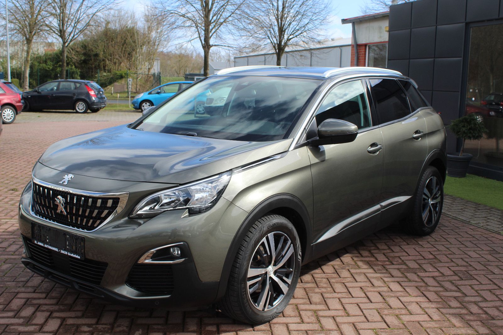 PEUGEOT 3008