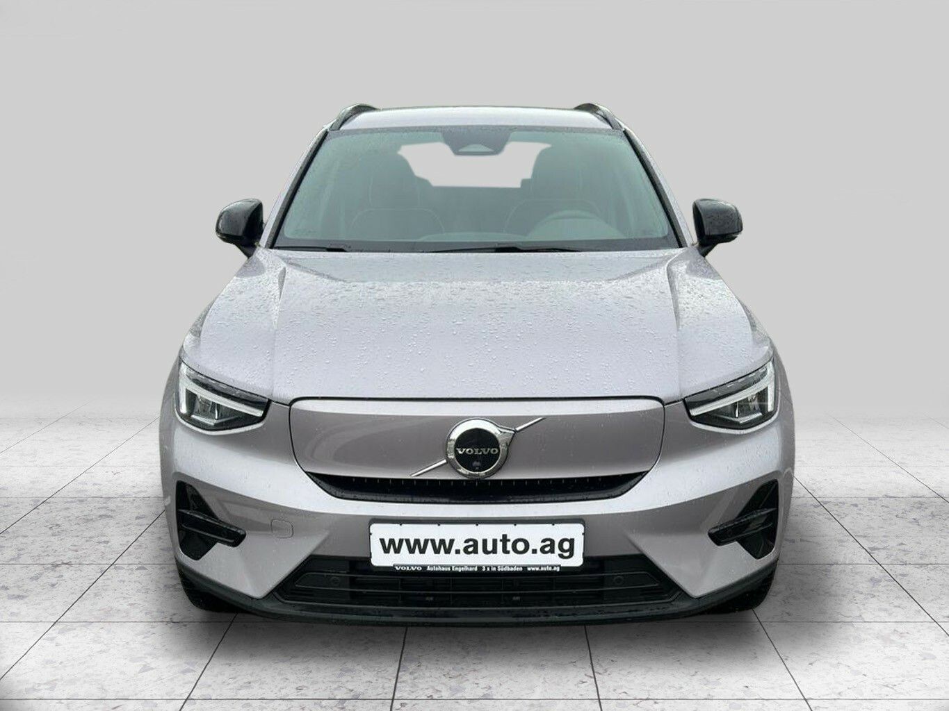 Volvo EX40 Plus Dark Single Motor Extended Range imagem 3