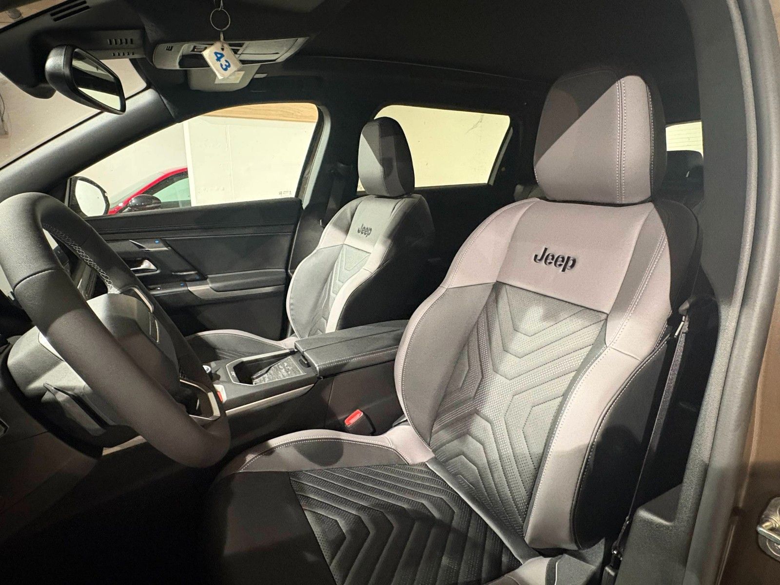 Jeep Compass - Bild 12