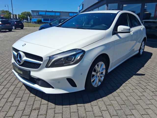 MERCEDES-BENZ A 180 CDI d BlueEfficiency Style LED SHZG Navi P