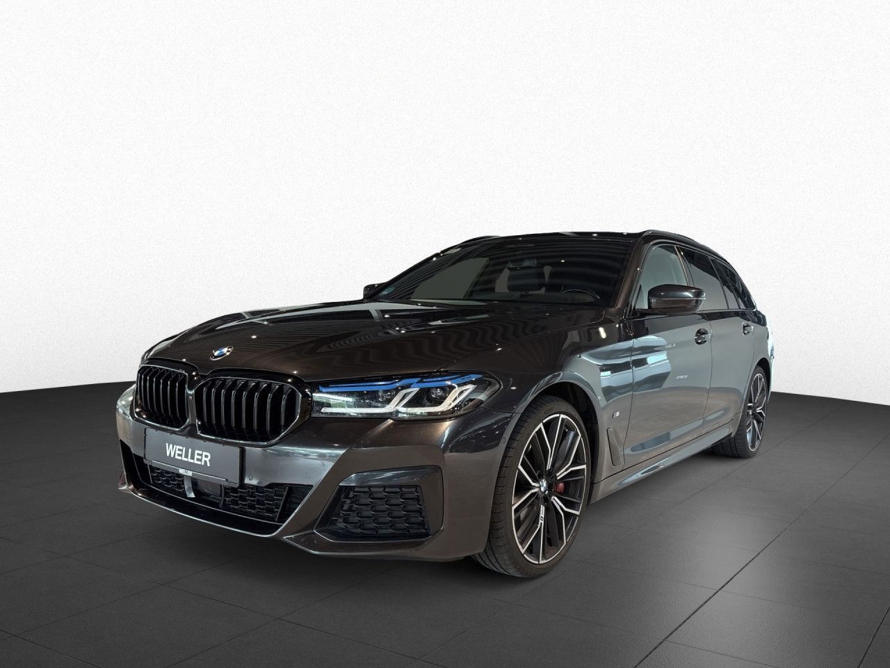 BMW 540i xD T M SPORT PRO Laser DAPr Pano Sthz AHK foto 3