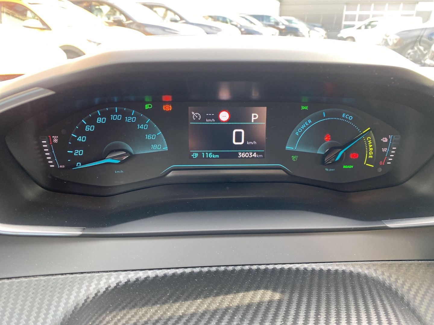 Fahrzeugabbildung Peugeot 2008 e- Active Elektromotor 136  *Rückfahrkamera