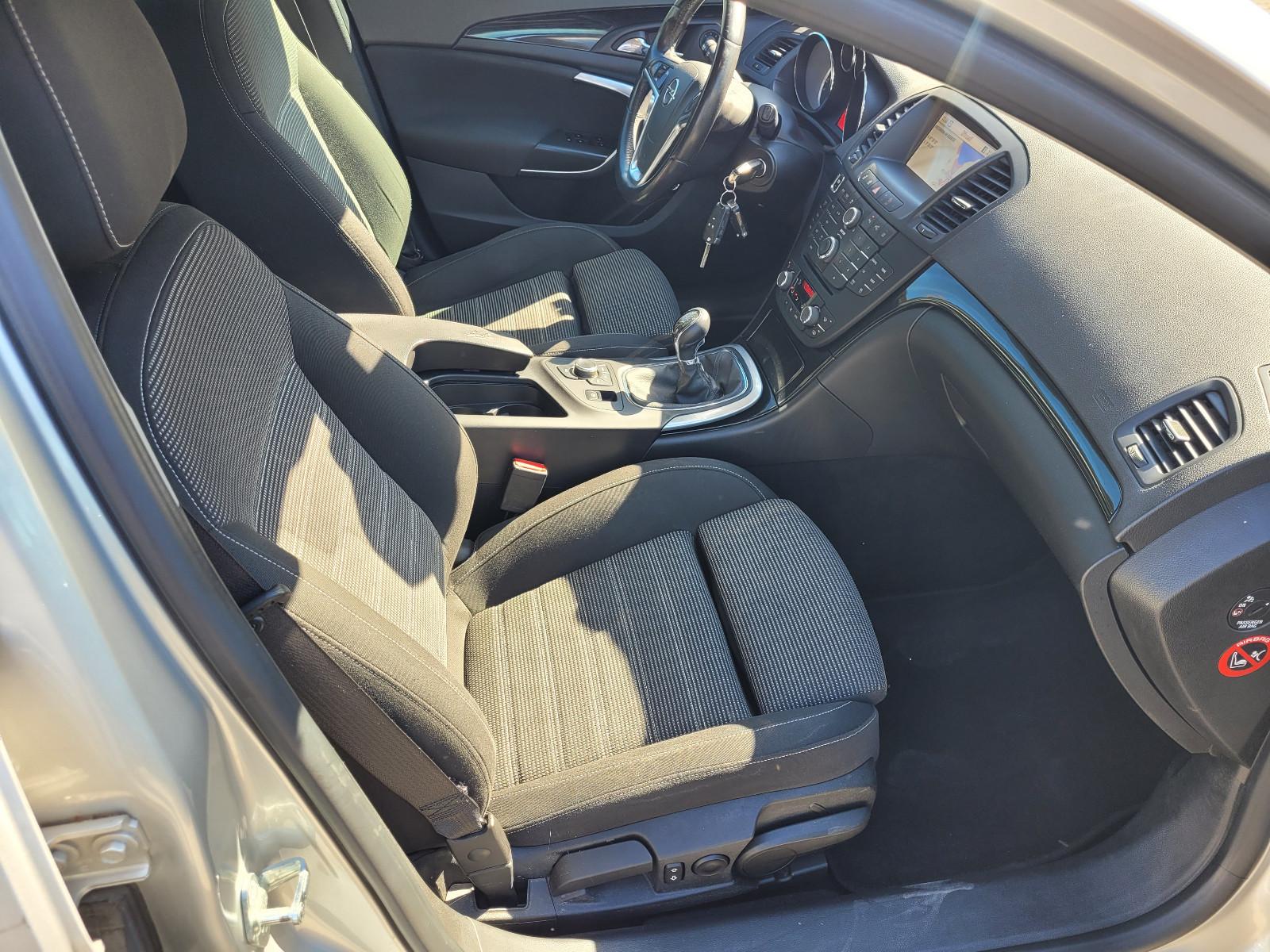 Opel Insignia 2013 — photo 9