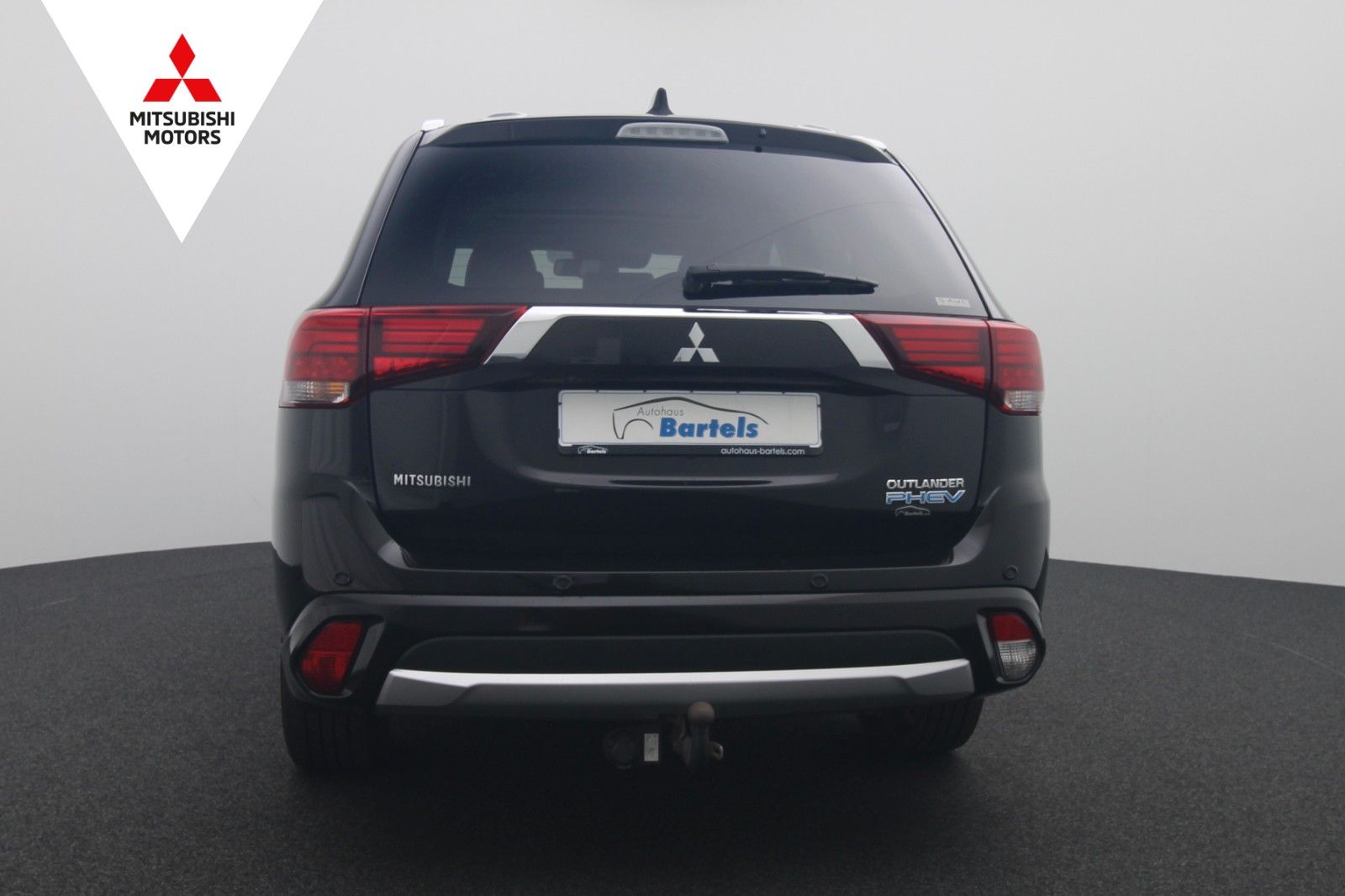 Fahrzeugabbildung Mitsubishi Outlander PHEV TOP 2.0 Fahrassistenz-Paket 4WD