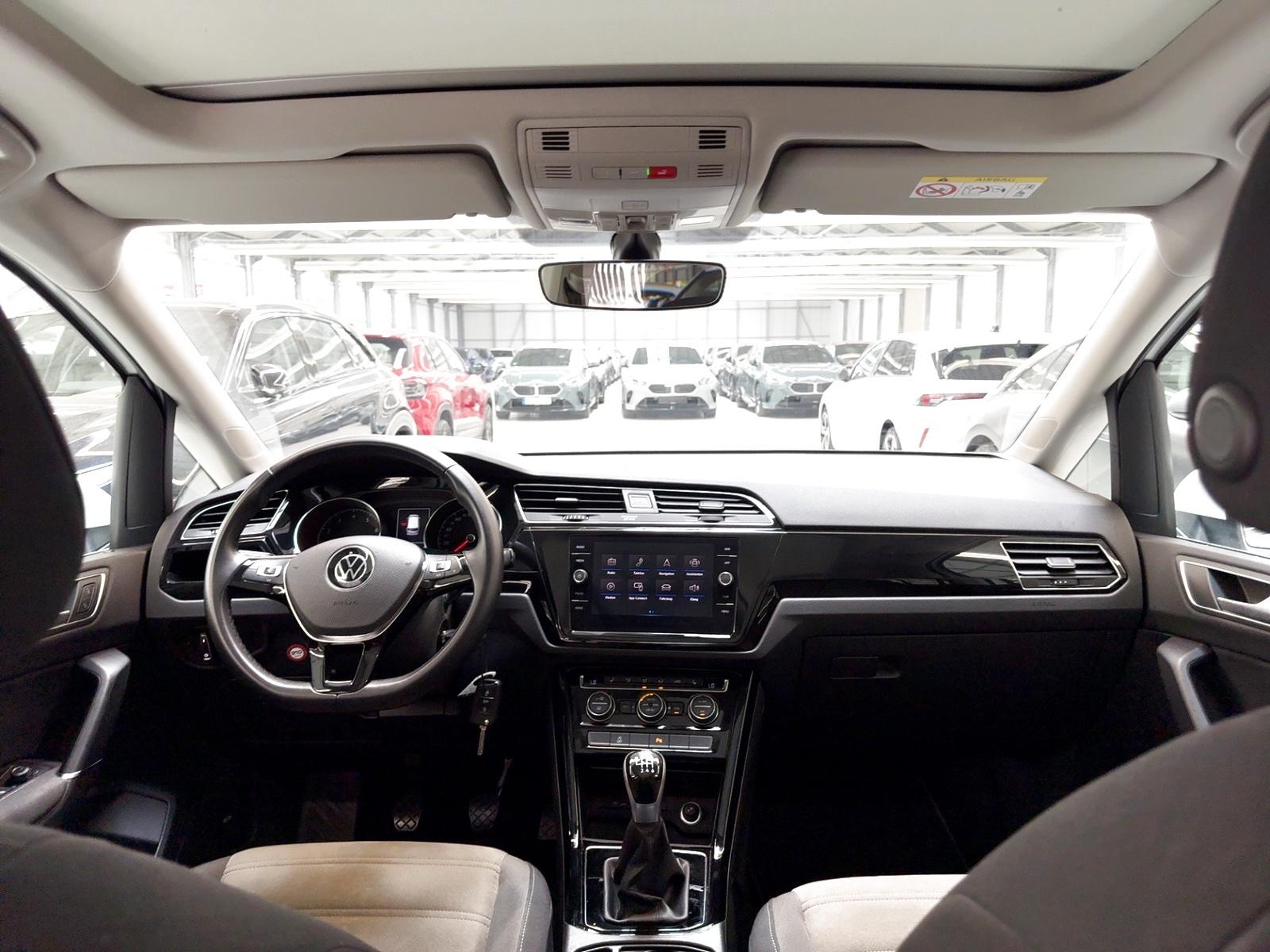 Volkswagen Touran 1.5 TSI Highline Pano LED PDC, миниатюра 9