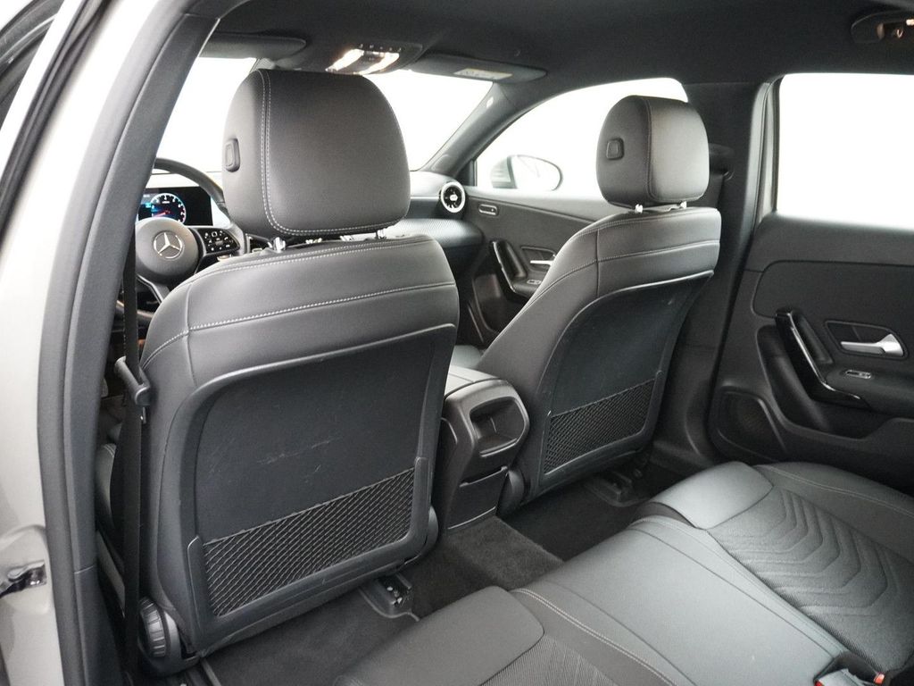 Mercedes-Benz A 160 Business Solution Plus | AHK Wegklapbaar |