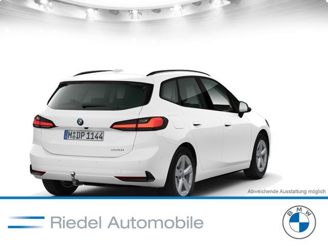 BMW 220 Active Tourer - Bild 2