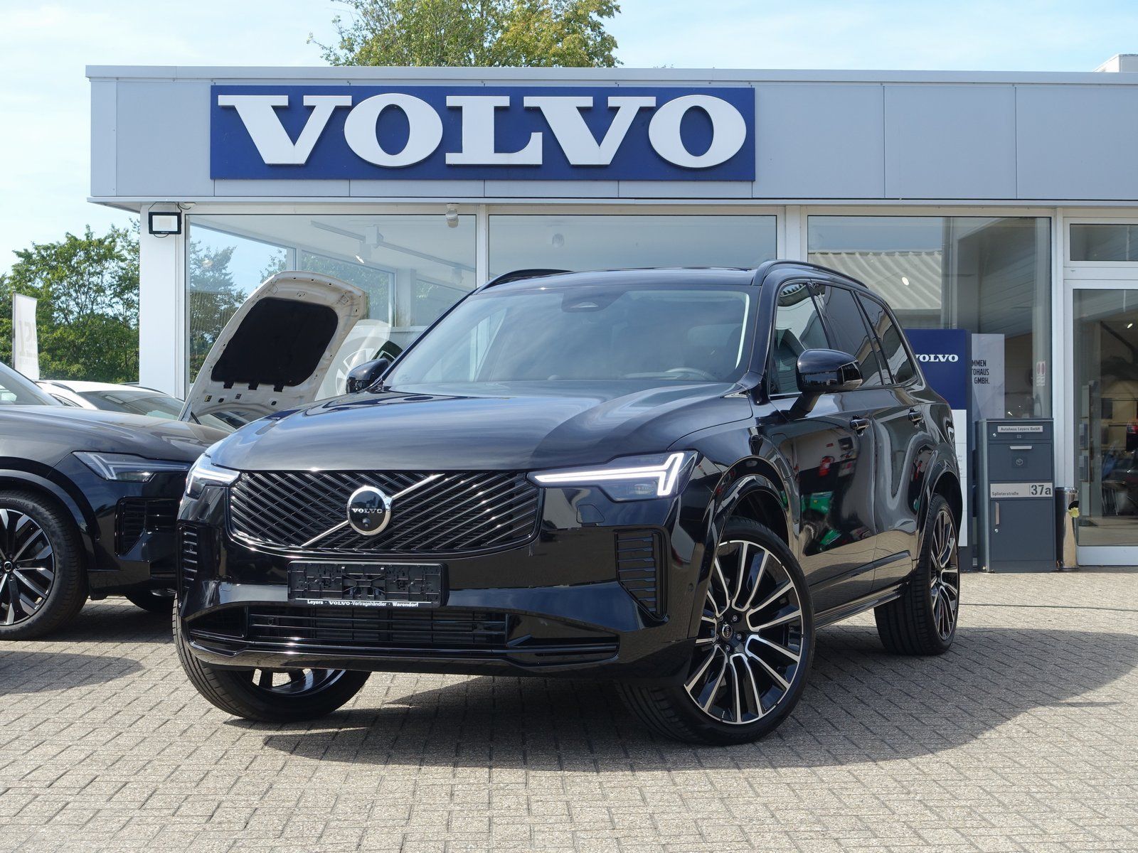 Volvo XC90 Ultra Dark T8 AWD Plug-in/  Pano/B&W/FourC