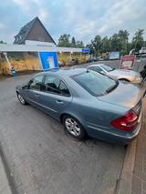 Mercedes-Benz Mercedes e-240 - gebrauchte Mercedes-Benz E 220 aus dem Jahr 2004