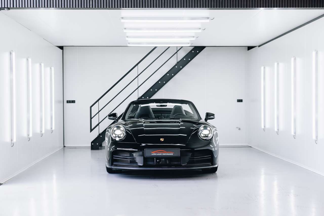 Porsche 911 992.2 Cabrio Sportuitlaat BOSE Zetelkoeling  imagem 2