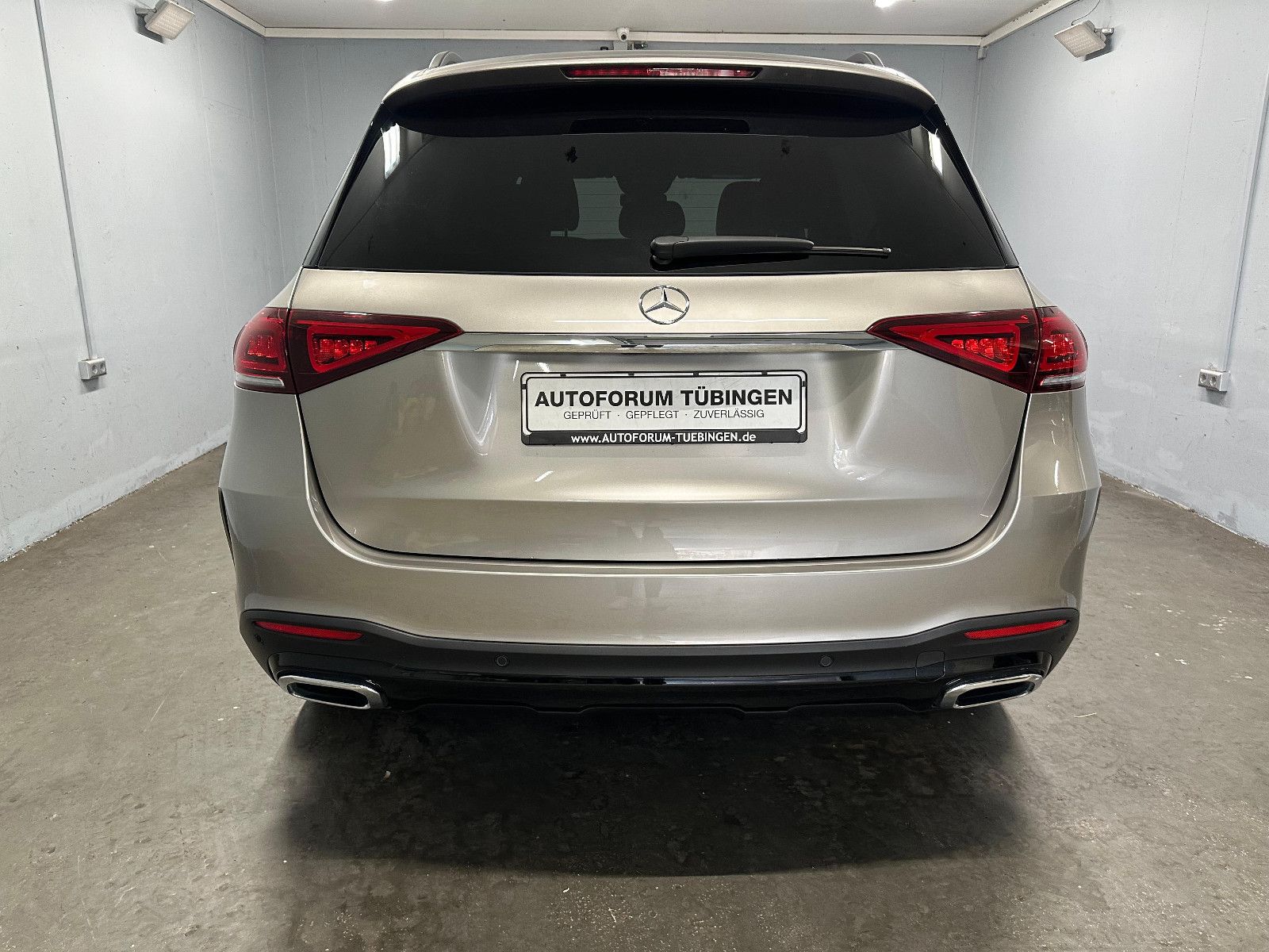 Fahrzeugabbildung Mercedes-Benz GLE 400 d 4M *AMG-LINE*NIGHT*DISTRO*BURM*AIRMAT*