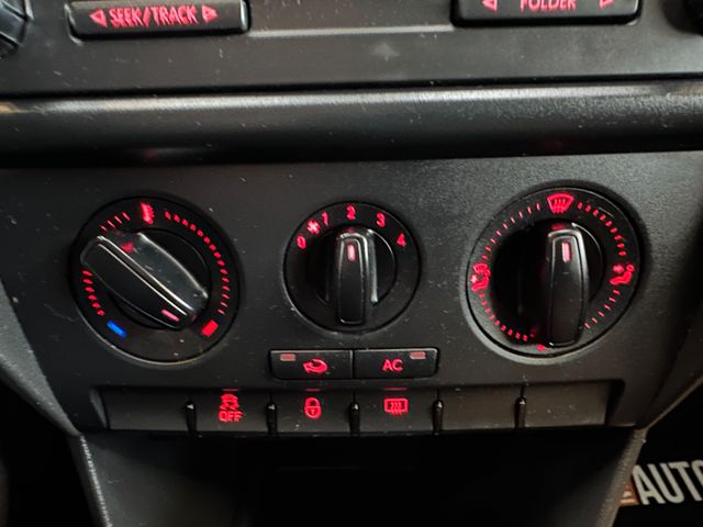 MYAUTOCENTER – Gebraucht- und Jahreswagen mit Werkstattservice in Pfaffenhofen Seat Toledo Reference *1. Hand*Klima*Radio*CD-Player*