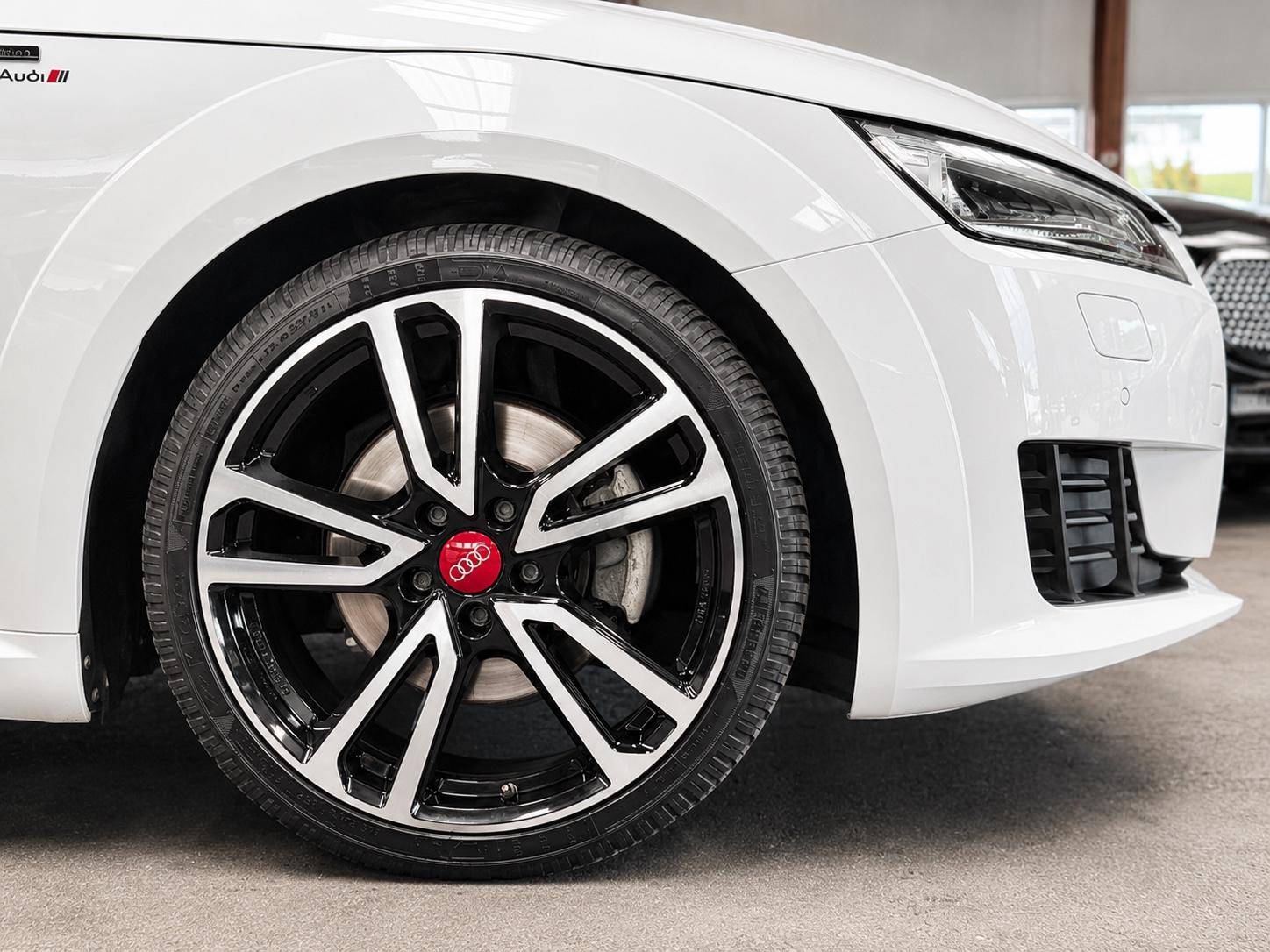 Audi TT Coupe 2.0 | SCHALTER | VIRTUAL | ALCANTARA |