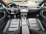 Volkswagen Tiguan 2.0 TDI DSG R LINE 4Motion PANO MEM NAVI - Volkswagen: Unfallwagen