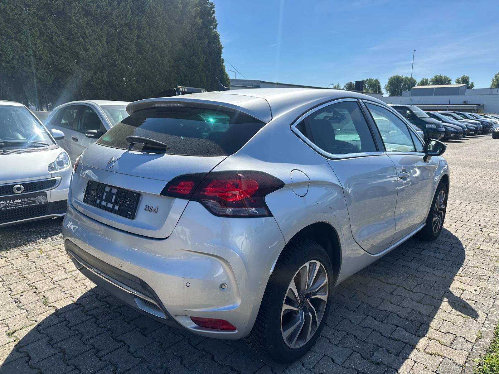 DS Automobiles DS4 PureTech 130 St&St Limited Edition 1955