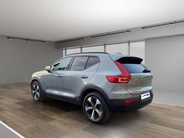 Volvo XC40 Plus Dark 2WD