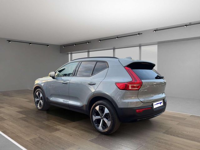 Volvo XC40 Plus Dark 2WD