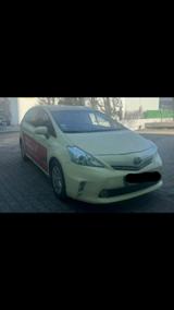 Toyota Prius plus + Taxi - Toyota Prius: Plus
