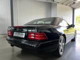 Mercedes-Benz SL 320 SL - schwarze Mercedes-Benz SL 320