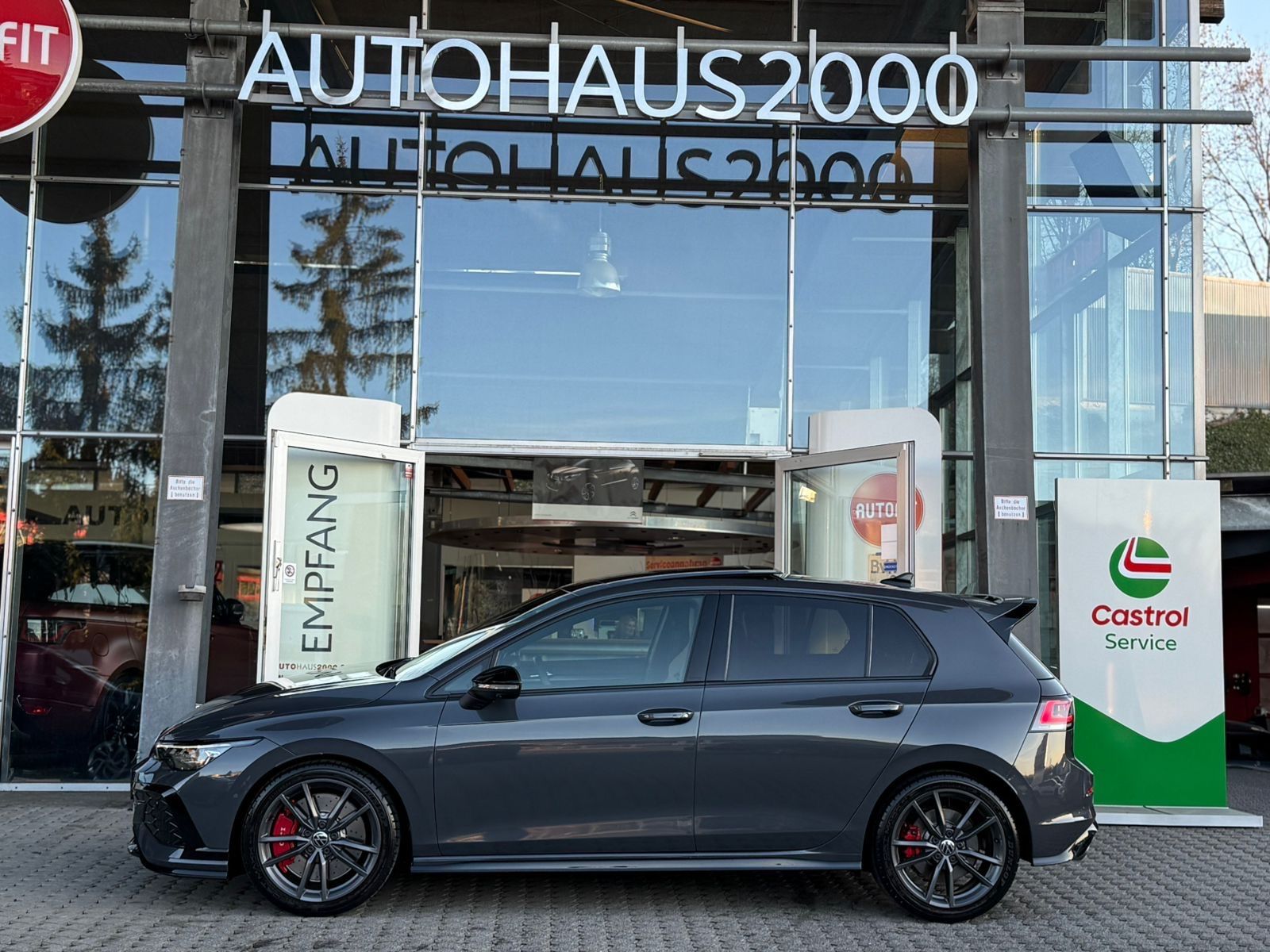 Volkswagen Golf VIII Lim. 2.0 TSI GTI Clubsport/AKRAPOVIC/ foto 8