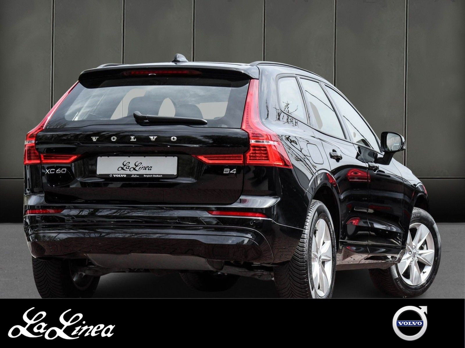 Volvo XC60 B4 Essential 2WD imagem 2