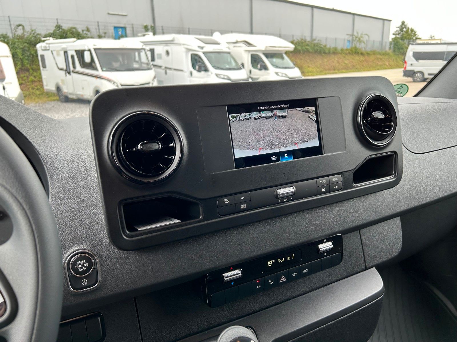Fahrzeugabbildung Mercedes-Benz Sprinter III 211 CDI  Kasten  Navi  Kamera