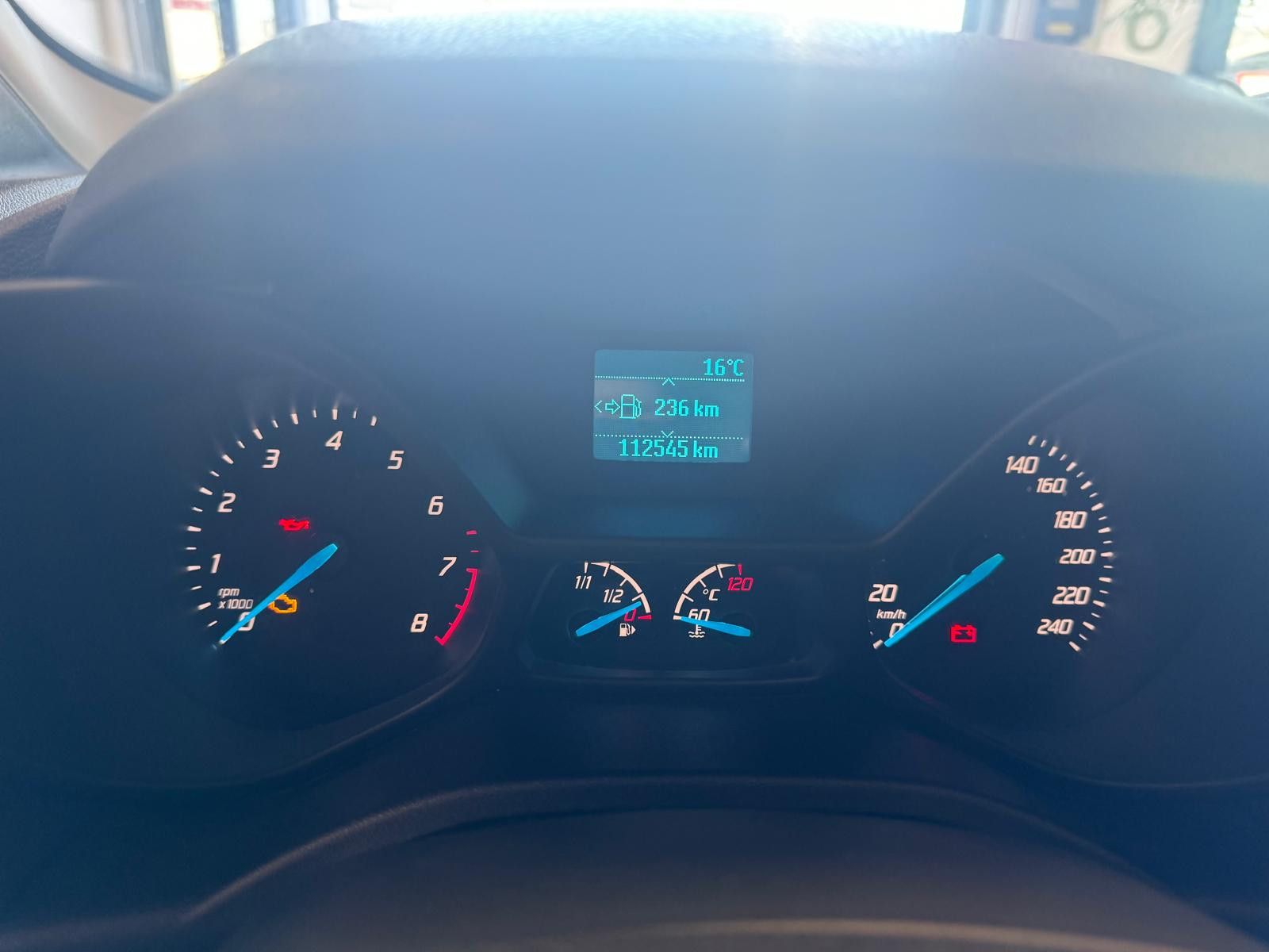 Fahrzeugabbildung Ford Tourneo Connect / KLIMA / PDC / WINTERPAKET