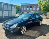 Mercedes-Benz Mercedes Benz CLS 500 Garagenfahrzeug - gebrauchte Mercedes-Benz CLS 500 aus dem Jahr 2007