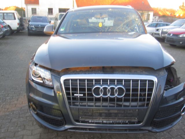 Audi Q5 2.0 TDI  quattro S Line